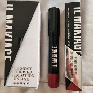 Il makiage flawless foundation & lip color New